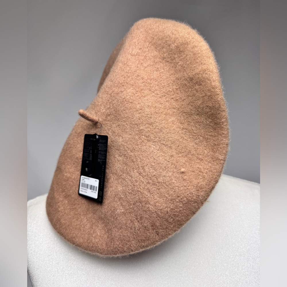 Forever 21 Camel Wool Blend Felt Beret One Size New With Tags
